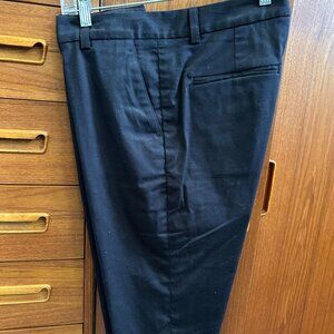 DKNY bermuda length dress shorts